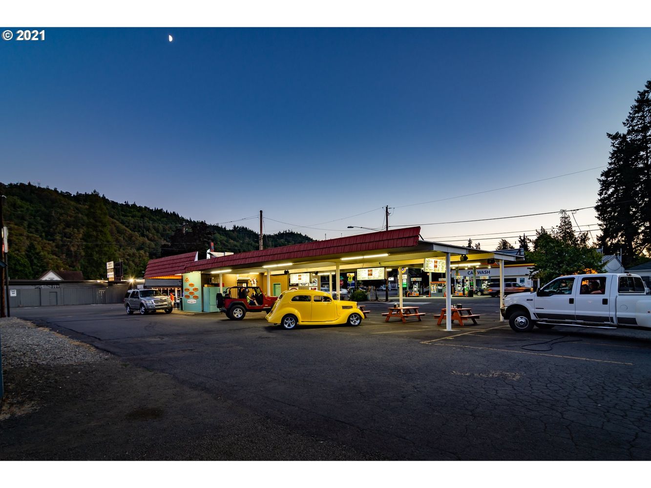 1270 W Harvard Ave, Roseburg, OR 97471